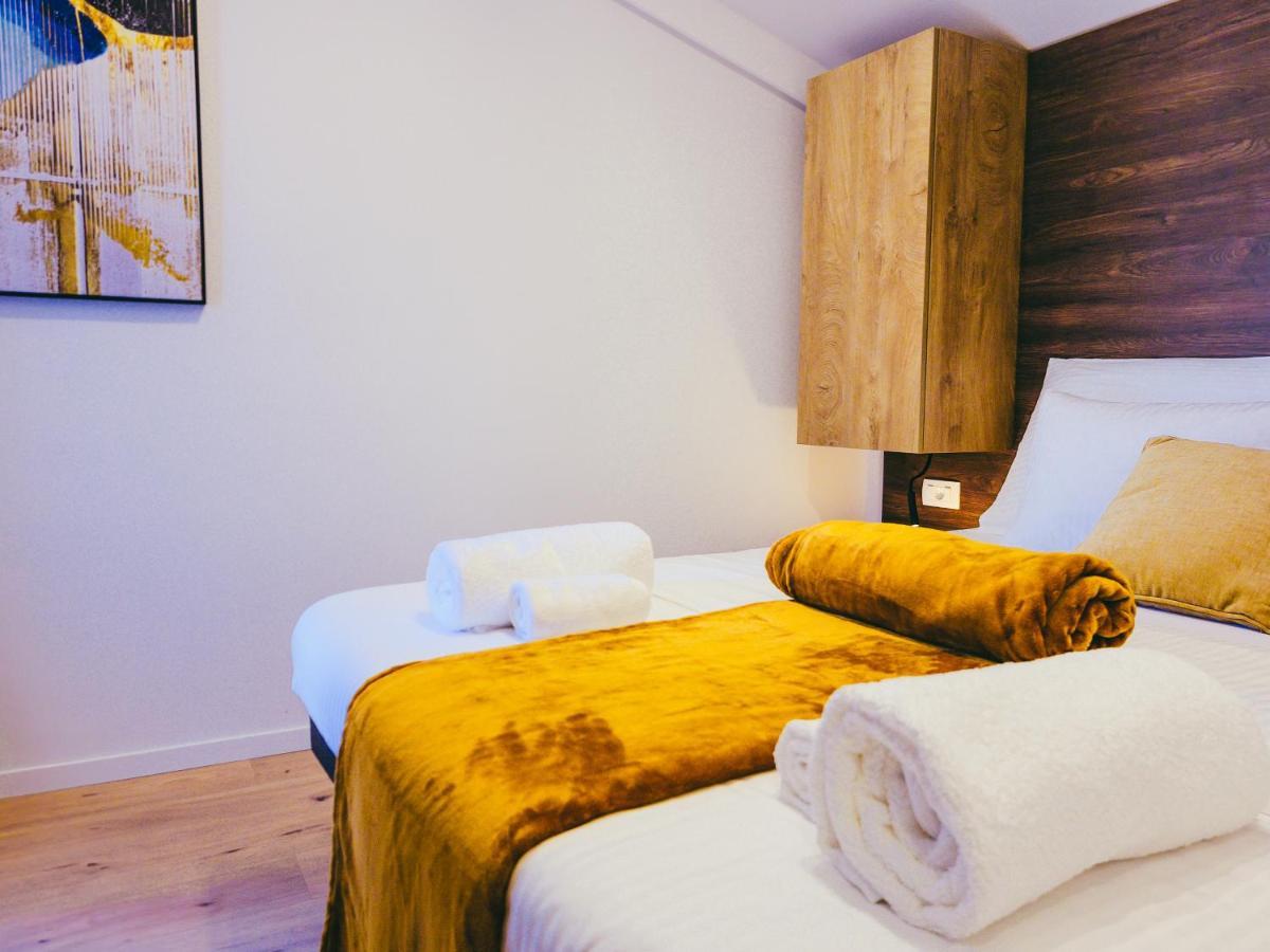 Residence ǁ Corino Biograd Na Moru Buitenkant foto
