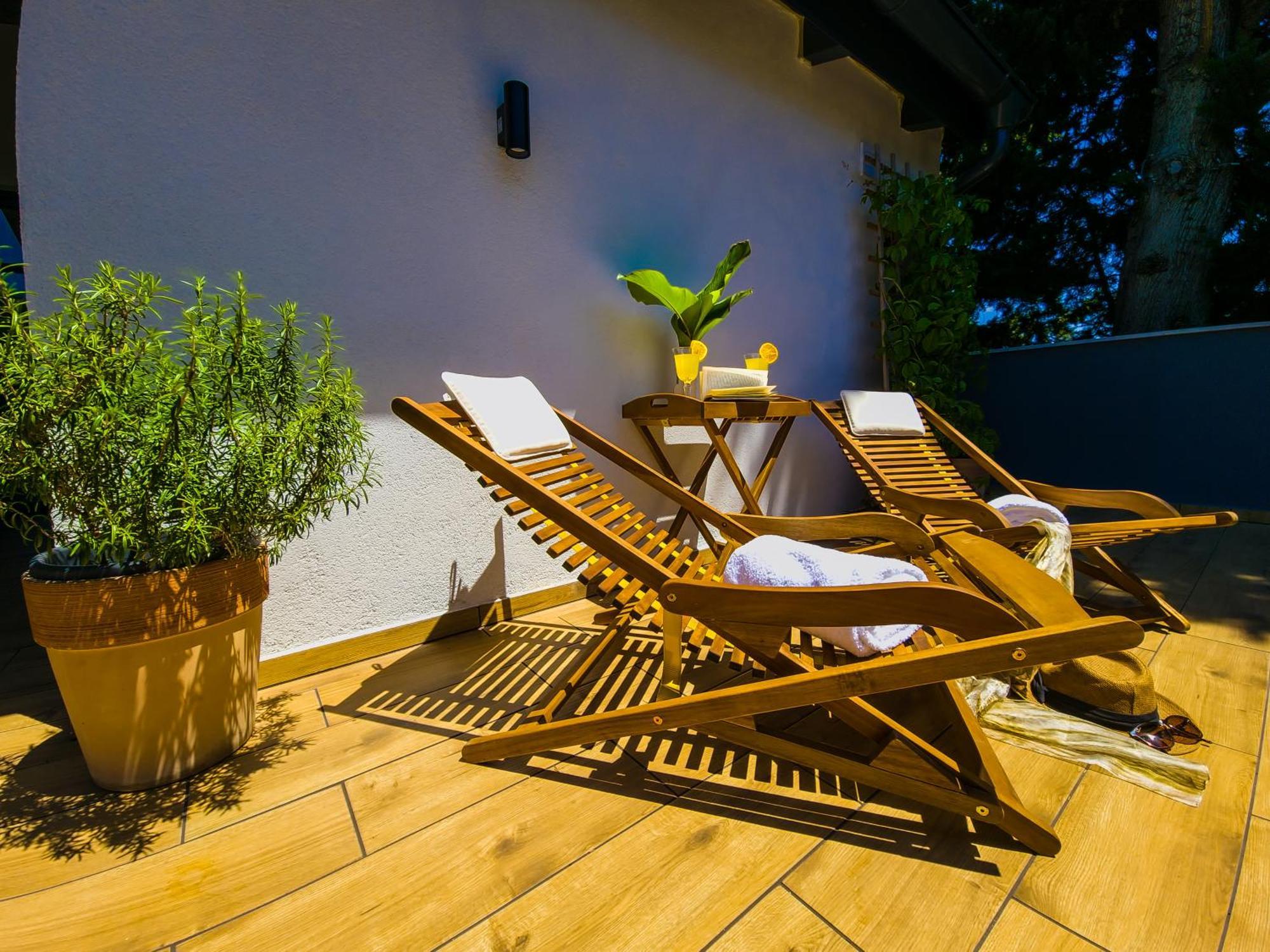 Residence ǁ Corino Biograd Na Moru Buitenkant foto